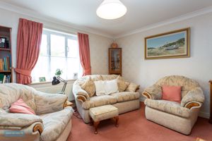 Sitting Room- click for photo gallery